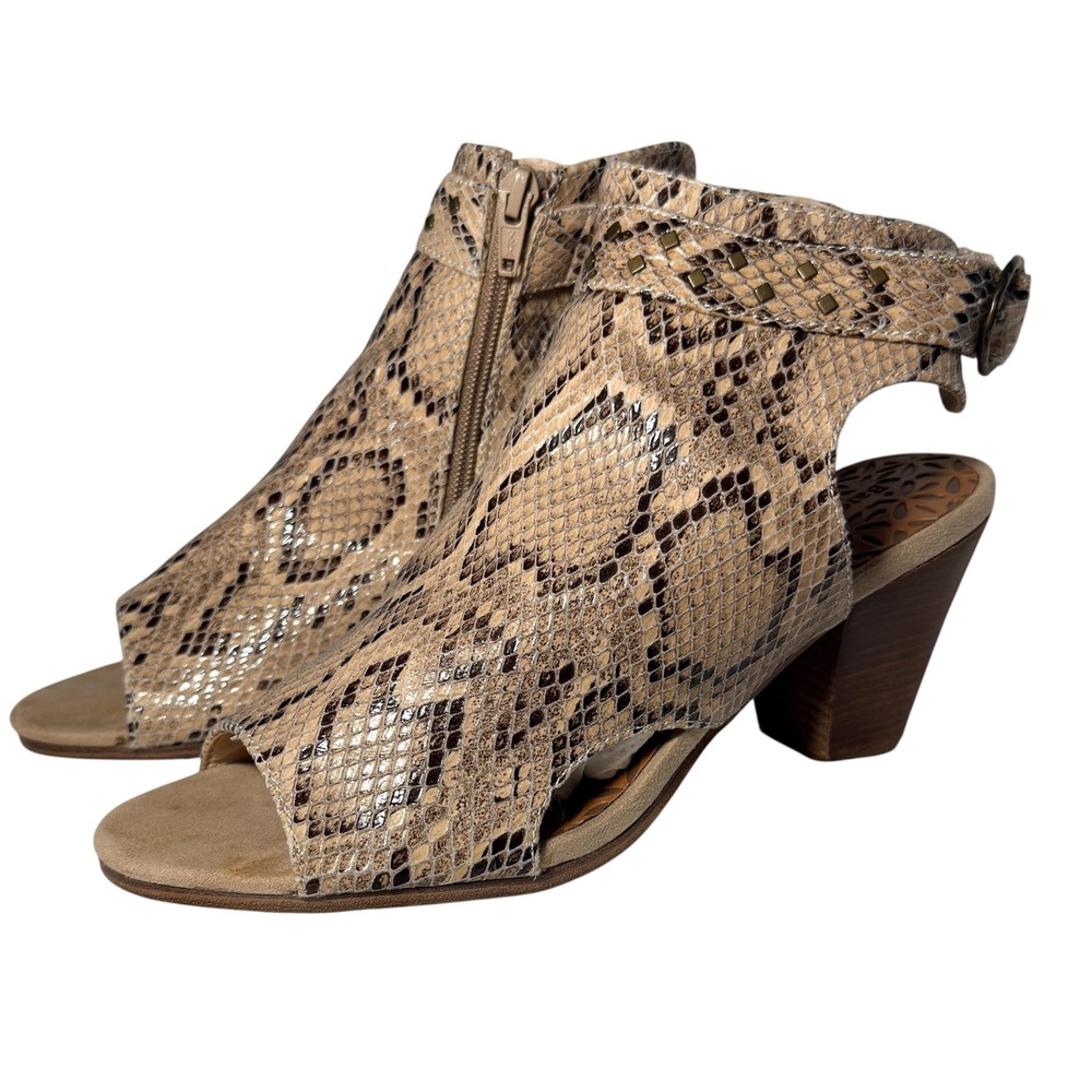 Baretraps Womens Snakeskin Peep Toe Reigning Sandals Heel Studded‎